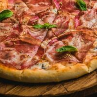 Пицца Прошутто фунги в DuderHoff