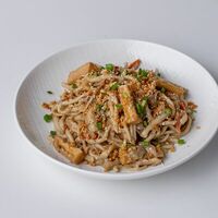 Вок Лапша вешенки с тофу в Ossu