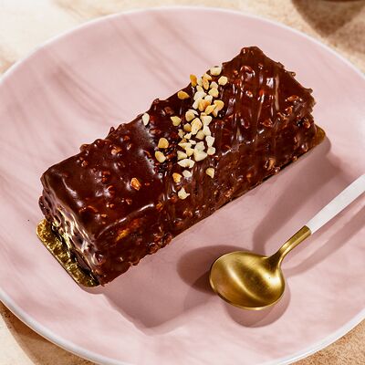 Торт сникерс в Галата по цене 450 ₽