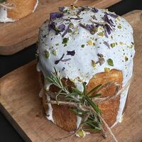 Кулич пасхальный традиционный в Мера кофе
