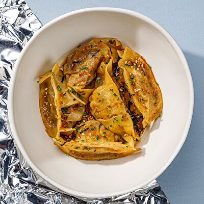 Гедза с говядиной в Skybar по цене 550 ₽