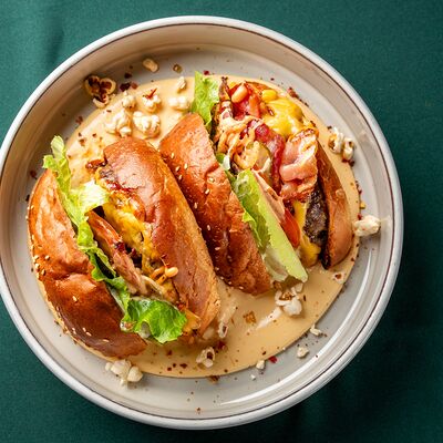 Бургер 8 перцев в Clever Irish Pub по цене 35 р.