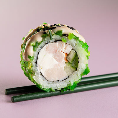 Ролл чикен-чука в Фуди Люди по цене 569 ₽