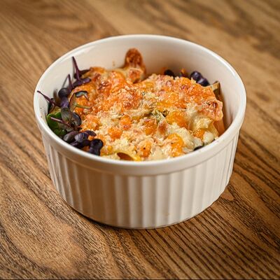 Mac and cheese в Зоя в планке по цене 350 ₽