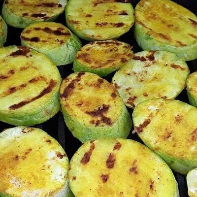 Цукини на углях в ШАШЛЫКС ДЫМКОМ по цене 250 ₽