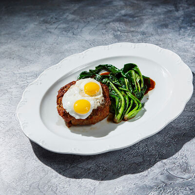 Бифштекс из мяса козленка в Гастродача Вселуг по цене 1500 ₽