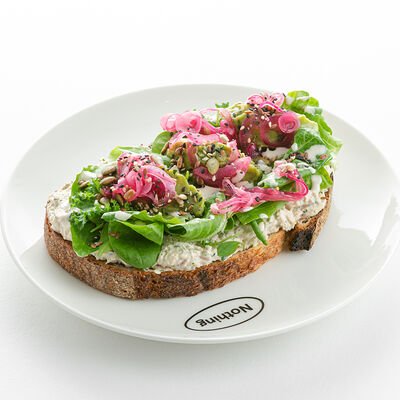 Тост с рийетом из тунца в Nothing Fancy по цене 890 ₽