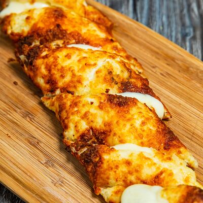 Хачапури на мангале в ТУТ КУХНЯ по цене 590 ₽