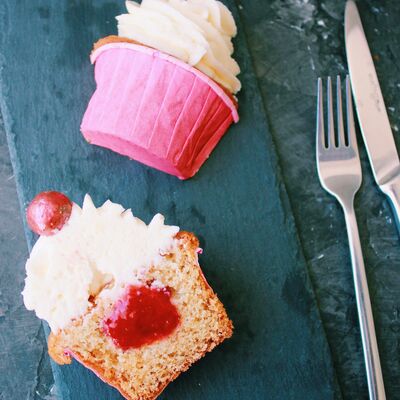 Капкейк Ваниль-Клубника в Tortterry по цене 120