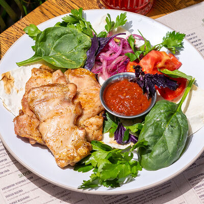 Филе куриного бедра в Уголёк по цене 650 ₽