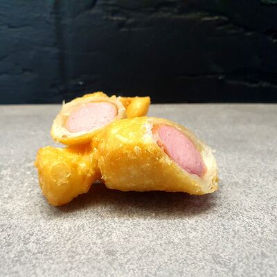 Сосиска Конфетка в Cold milk burger по цене 180 ₽