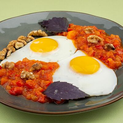 Томатная яичница в Усадьба по цене 350 ₽