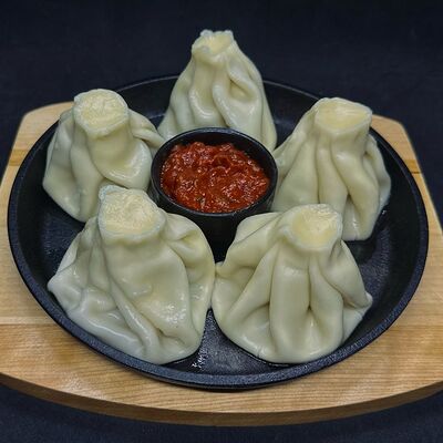 Хинкали с бараниной в Кафе сон у моря по цене 500 ₽