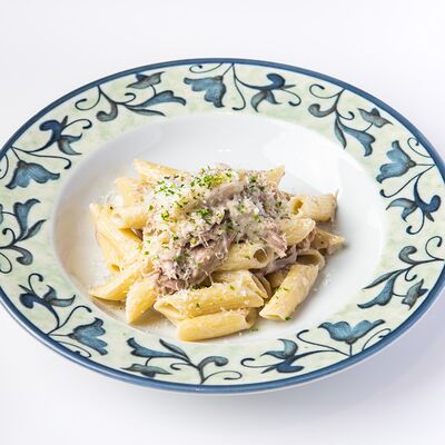 Пенне с уткой и соусом блю-чиз в Лу по цене 1150 ₽