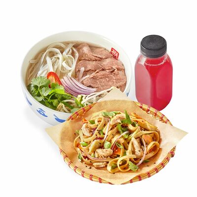 Комбо №7: Суп на выбор, Вок с лапшой и курицей (М), Морс в ДЕД ХО по цене 1124 ₽