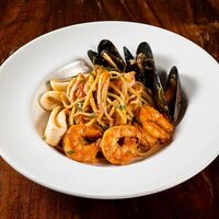 Паста маринара с морепродуктами в Brasserie Lambic
