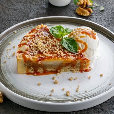 Десерт Гемриэлли в Баклажан в ТЦ 