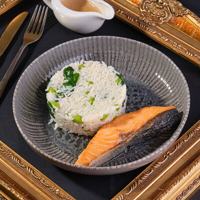 Лосось с рисом и эдамаме в Lobby по цене 1750 ₽