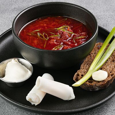 Борщ в Holy Hotdoggers по цене 850 ₽