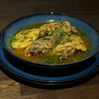 Тушёная курица в Шашлычная угли