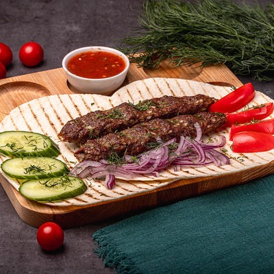 Люля-кебаб в ЧАЙХАНА ENJOY PLOV по цене 462 ₽