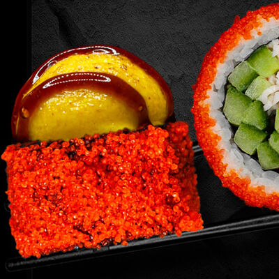 Запечённый ролл Калифорния Краб в Суши Хаб по цене 1090 ₽