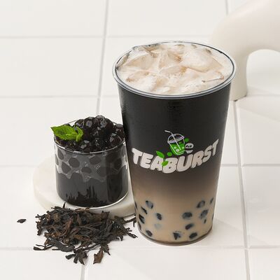 Молочный классический чайв Teaburst bubble tea по цене 400 ₽