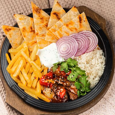 Рис жасмин с нежной телятиной в Омар Хайям по цене 710 ₽