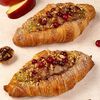 Круассан с брусникой, яблоком и грецким орехом в Port-O-Coffee по цене 315