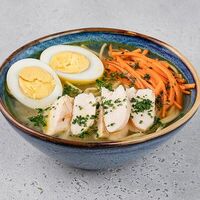 Куриный суп с домашней лапшой в Табаско