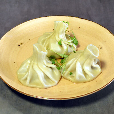 Хинкали со свининой в Грузия и вино по цене 110 ₽