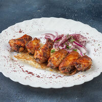 Куриные крылышки на шампуре в BERICONI