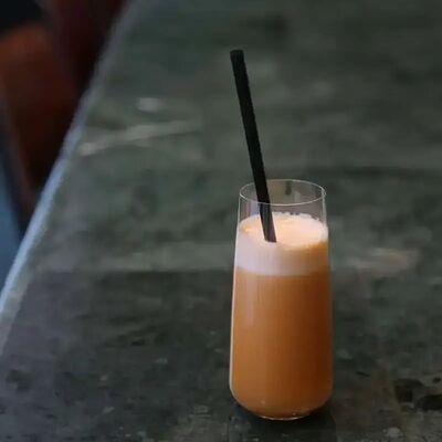 Апельсин-грейпфрут-морковь-малина в Tin по цене 490 ₽