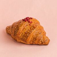 Круассан Малина в Home Macaron Expo