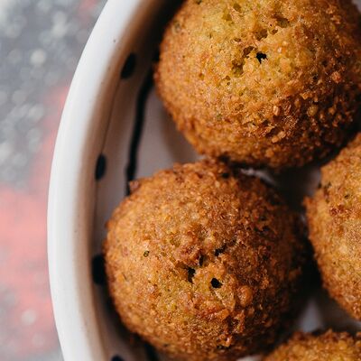 Фалафель с овощамив Абу гош по цене 800 ₽