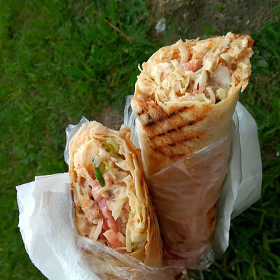 Вип с курицей в Шаурма у Виджая по цене 650 ₽