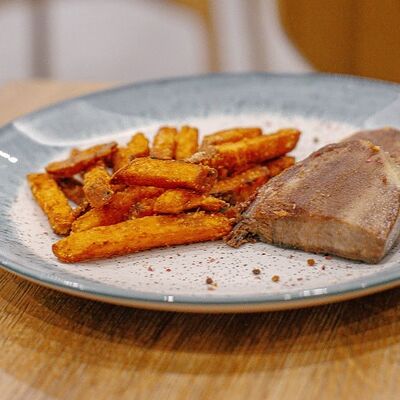 Язык на гриле с бататом фри в Чемодан по цене 25 р.