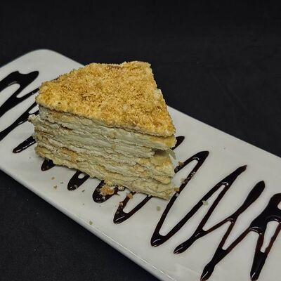 Торт Наполеон в Кафе сон у моря по цене 450 ₽