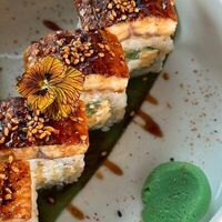 Филадельфия с угрём в More More