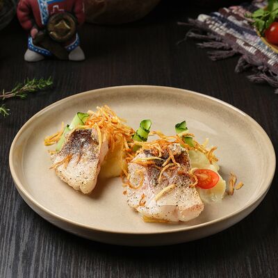 Филе судака с картофельным пюре в Риони по цене 840 ₽