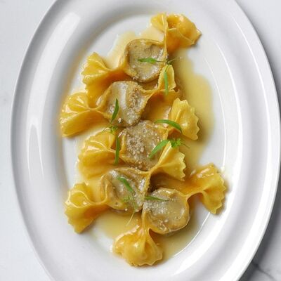 Карамелле с белыми грибами в Londri по цене 1450 ₽