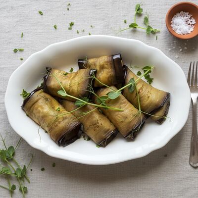 Рулет из баклажан с помидорами в Интер-Сити по цене 375 ₽