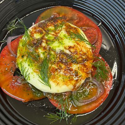 Жареный сулугуни в Геология по цене 390 ₽