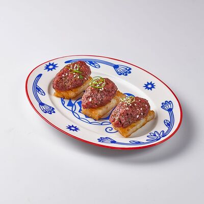 Тартар из говядины в WU SHU по цене 650 ₽