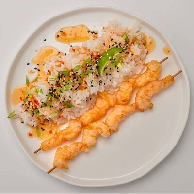 Шашлычок из креветок с рисом в Мидийное место по цене 850 ₽