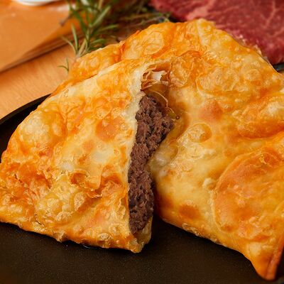 Чебурек по-узбекски в Чебуречная Дайте два, пожалуйста по цене 270 ₽