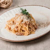 Спагетти Карбонара в Adriano