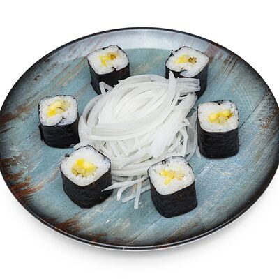 Ролл Маки манго пай в Мега ролл по цене 250 ₽