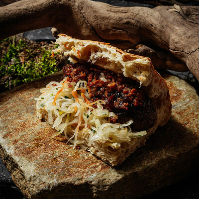 Кебаб из дичи с хлебом из квашеной капусты и яблочным демигласом в MANUL по цене 1700 ₽