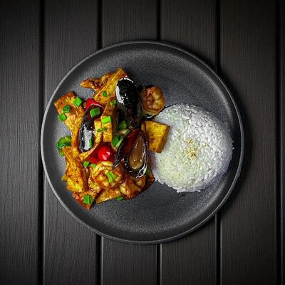 Морепродукты с тофу Д в Hungry Dragon по цене 720 ₽